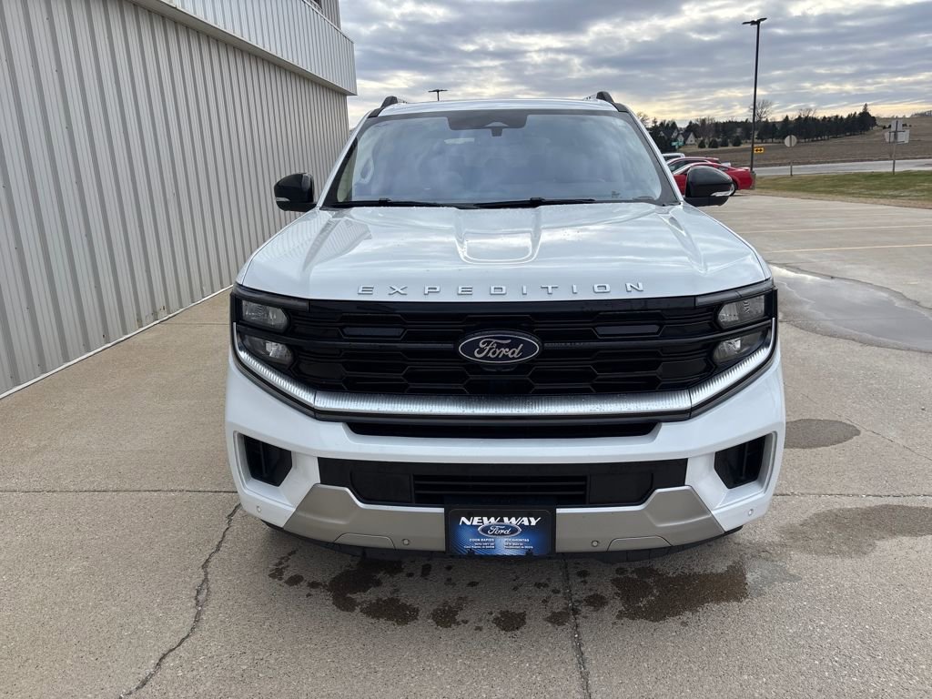 Used 2025 Ford Expedition Max Platinum w/ Driver's Package video 2