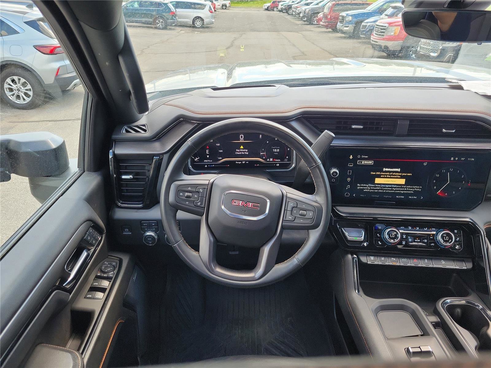 Used 2025 GMC Sierra 2500 AT4 w/ AT4 Premium Plus Package AWD/4WD image 10