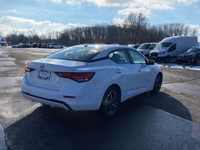 Used 2024 Nissan Sentra SV image 4