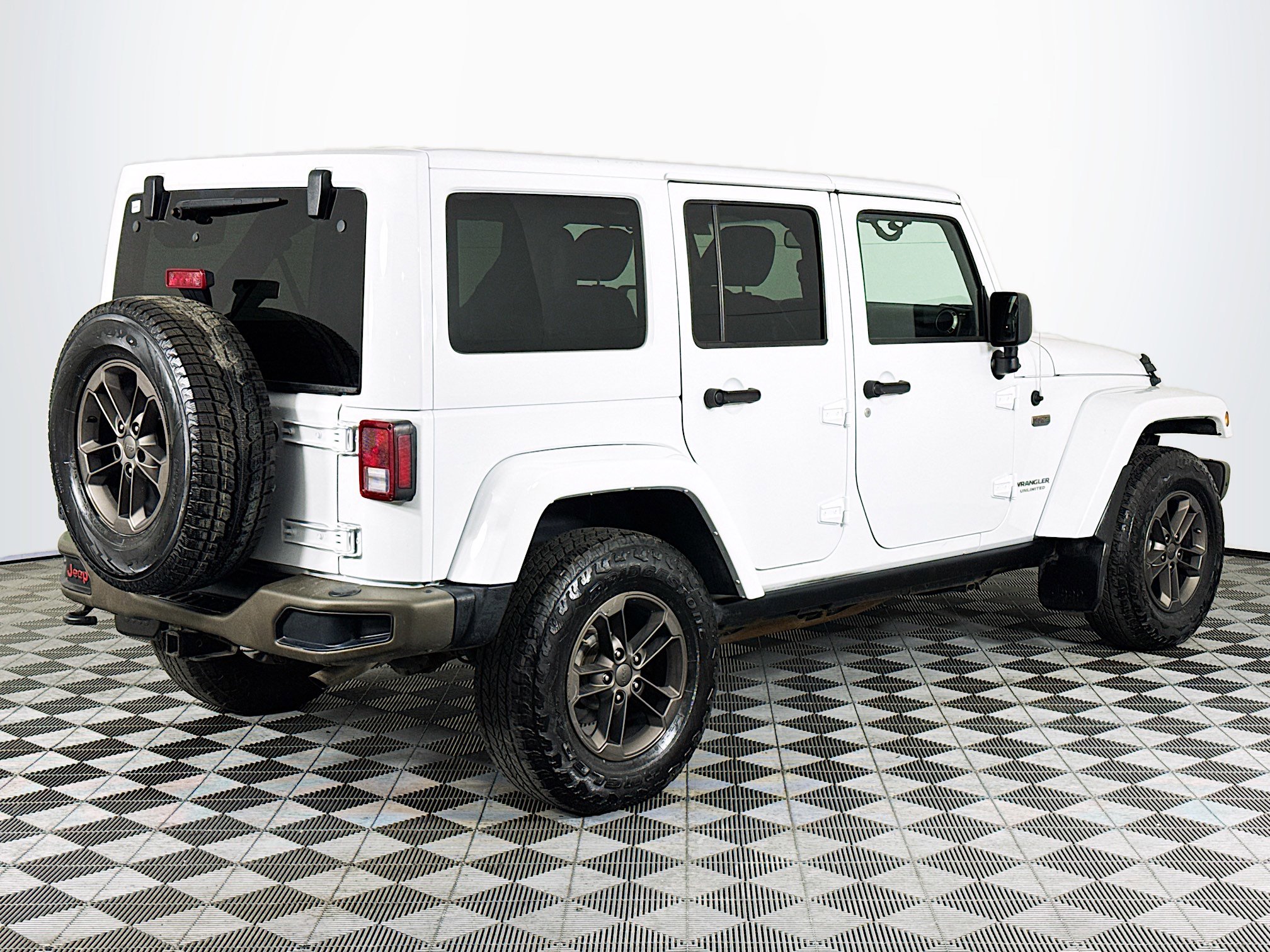 Used 2017 Jeep Wrangler 75th Anniversary image 10