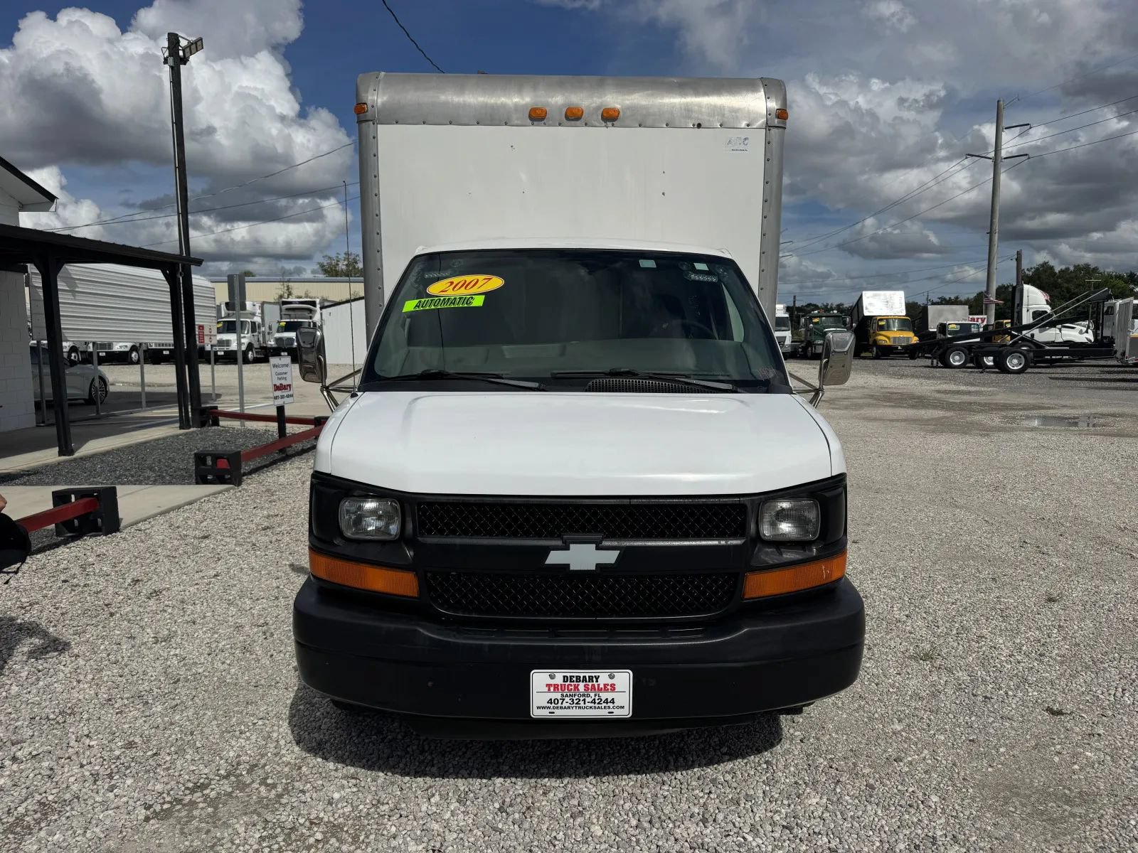Used 2007 Chevrolet Express 3500 RWD image 2