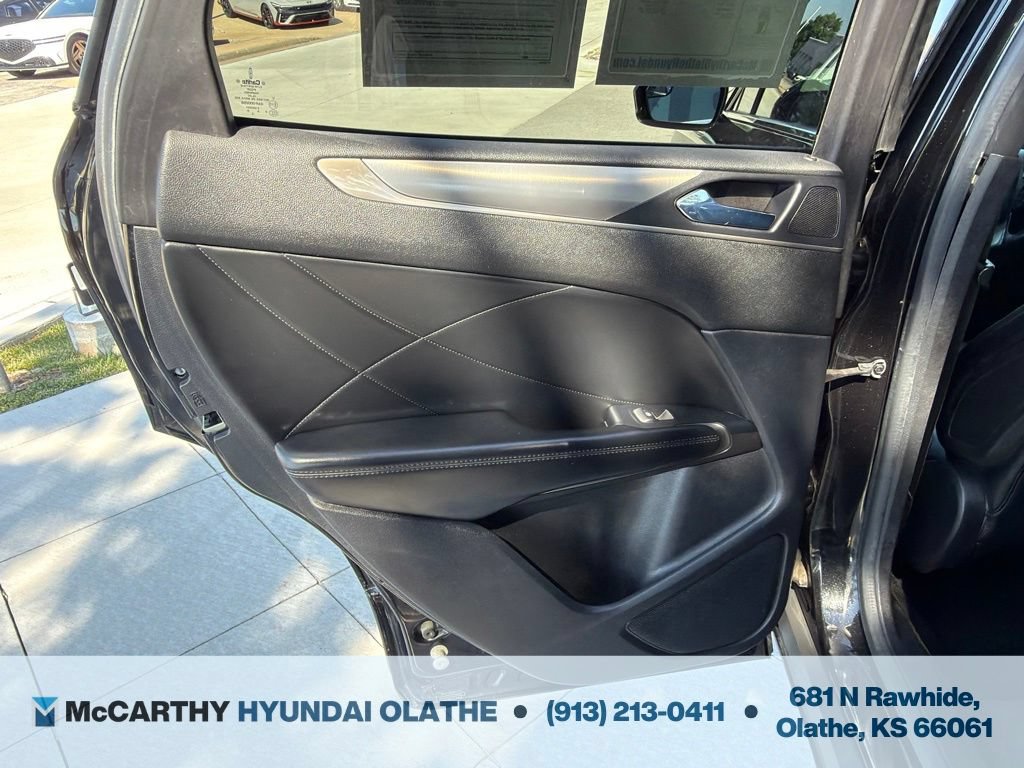 Used 2015 Lincoln MKC FWD image 20
