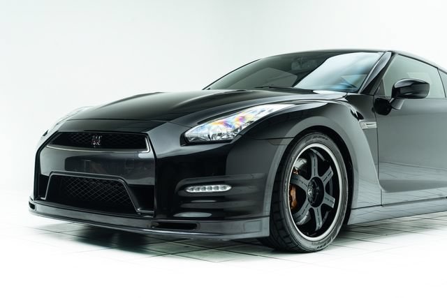 Used 2014 Nissan GT-R Track Edition AWD/4WD image 10