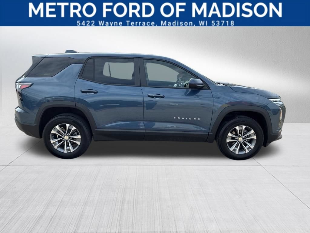 Used 2025 Chevrolet Equinox LT AWD/4WD image 6