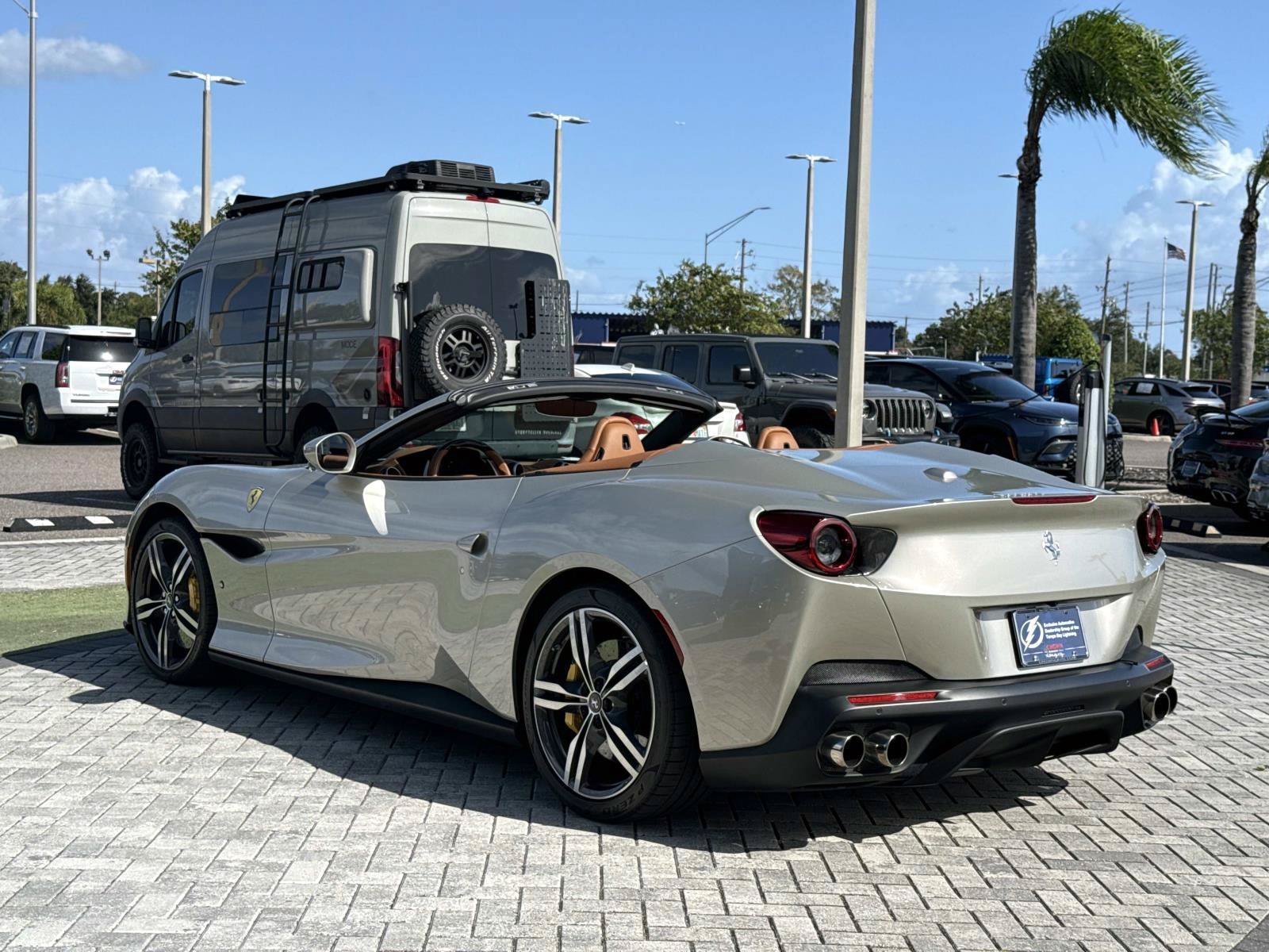 Used 2019 Ferrari Portofino RWD image 4