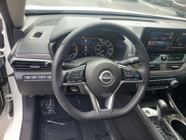 Certified 2023 Nissan Altima 2.5 SV w/ SV Premium Package FWD image 17