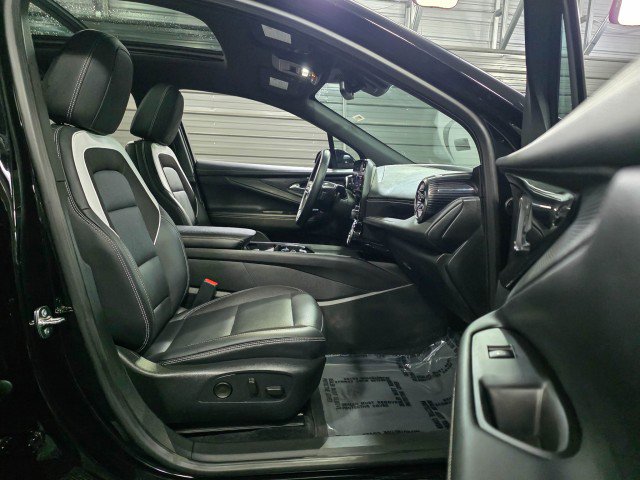 Used 2024 Chevrolet Blazer EV LT image 15