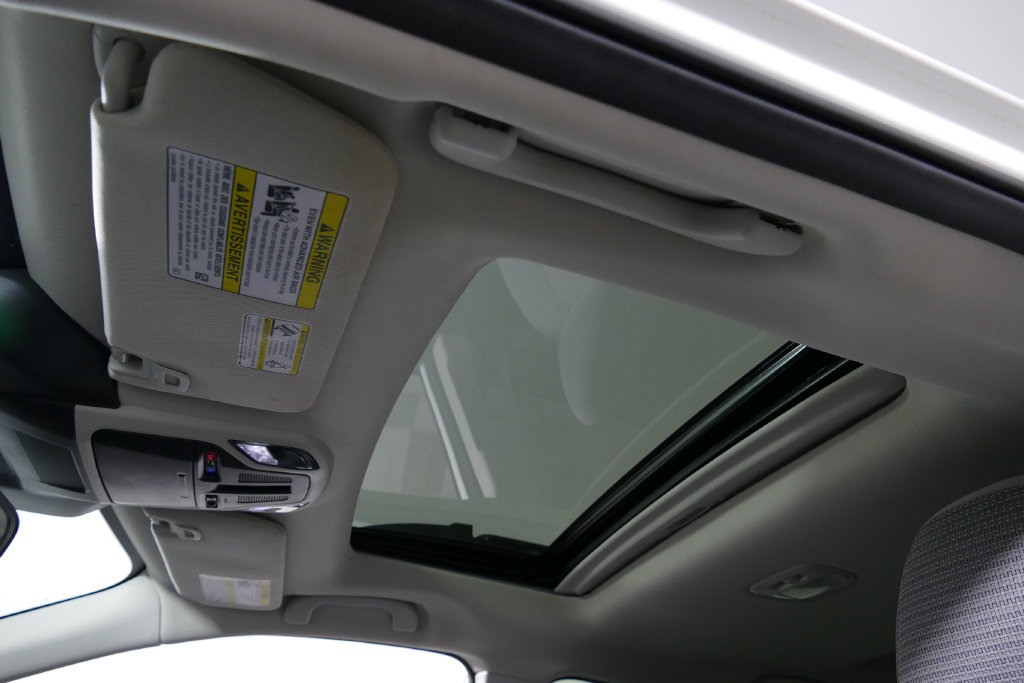 Used 2024 Subaru Outback Premium AWD/4WD image 20