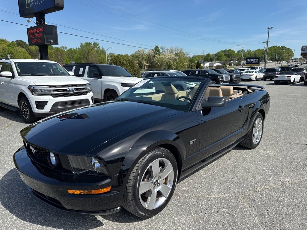 Used 2006 Ford Mustang GT image 9