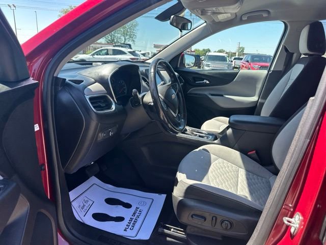 Used 2018 Chevrolet Equinox LT FWD image 23