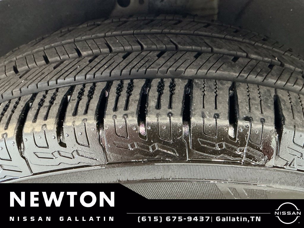 Used 2024 Chevrolet Equinox LT FWD image 43