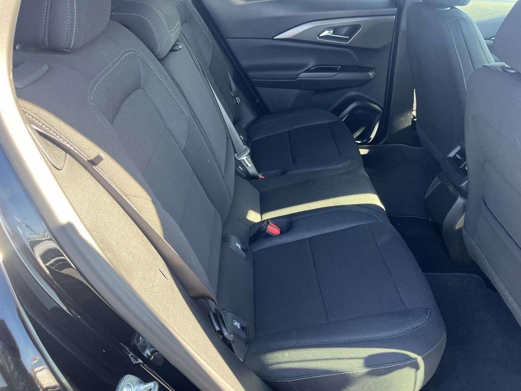 New 2026 Chevrolet Equinox EV LT image 14