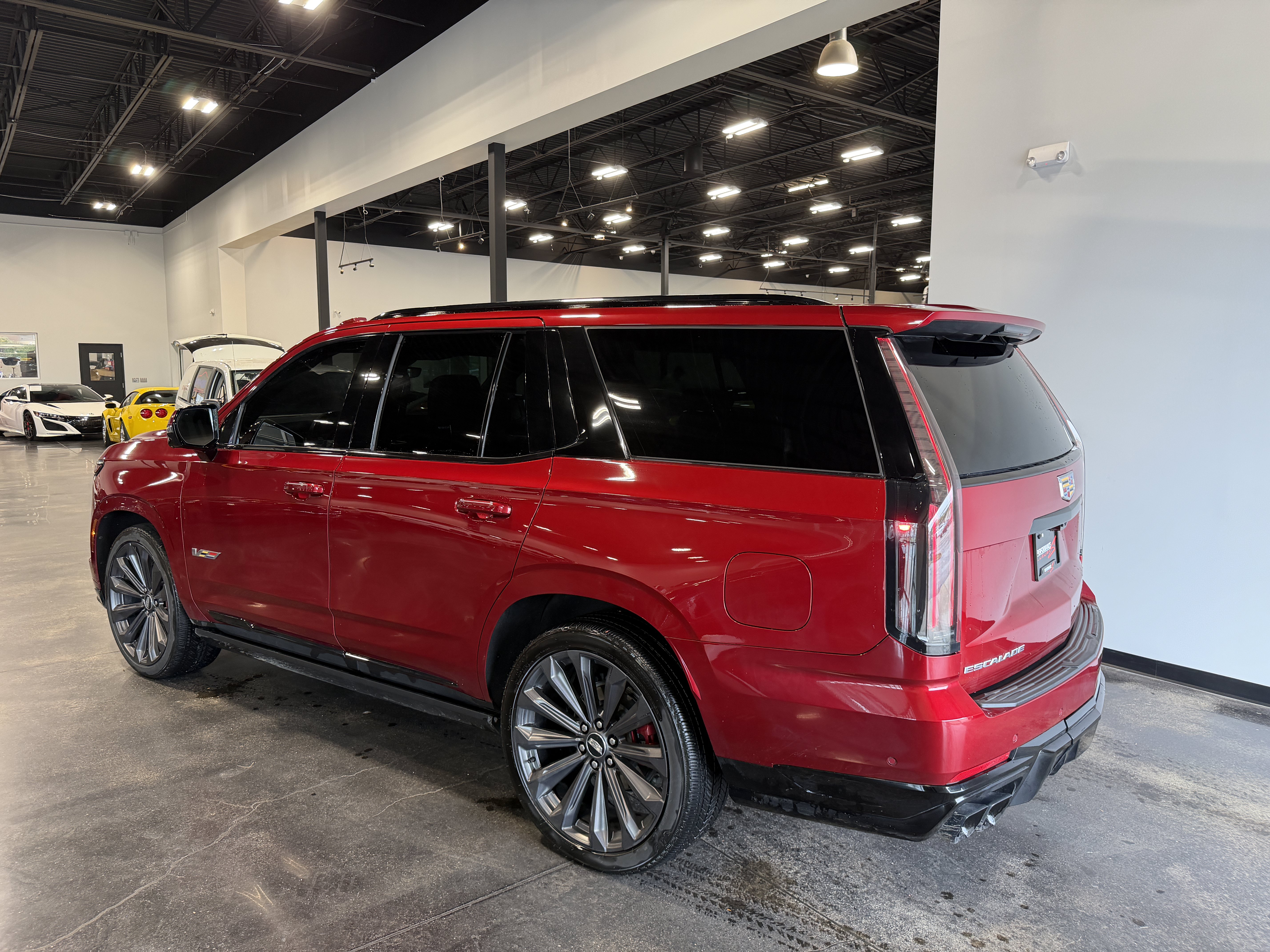 Used 2026 Cadillac Escalade V w/ LPO, Floor Liner Package AWD/4WD image 5