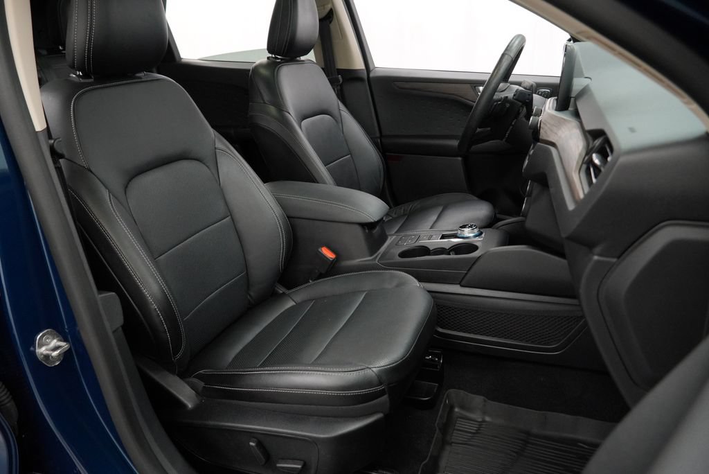 Used 2020 Ford Escape Titanium AWD/4WD image 52