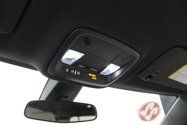 Used 2022 Chevrolet Traverse LS FWD image 29