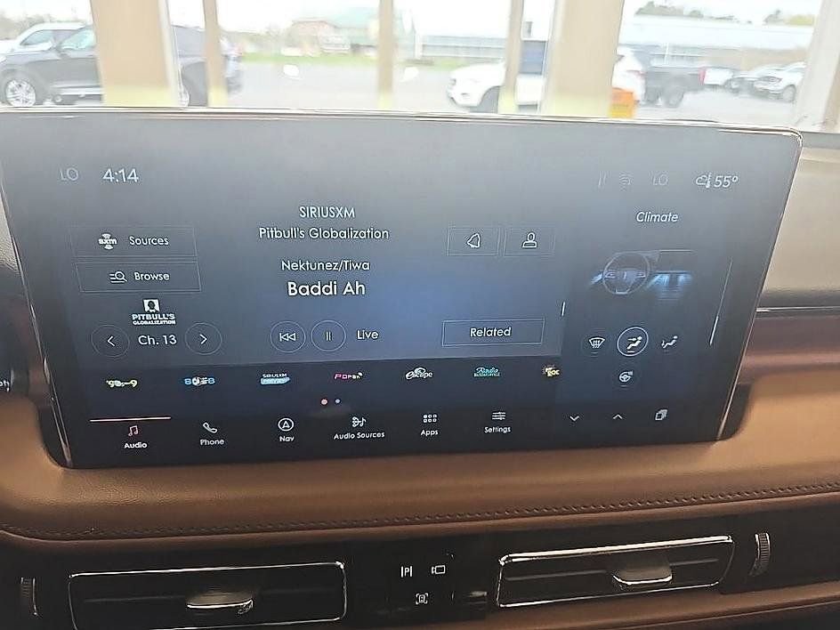 Used 2022 Lincoln Nautilus Reserve AWD/4WD image 22