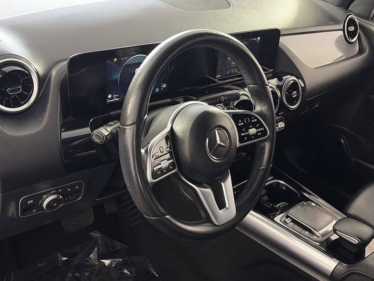 Used 2021 Mercedes-Benz GLA 250 image 11