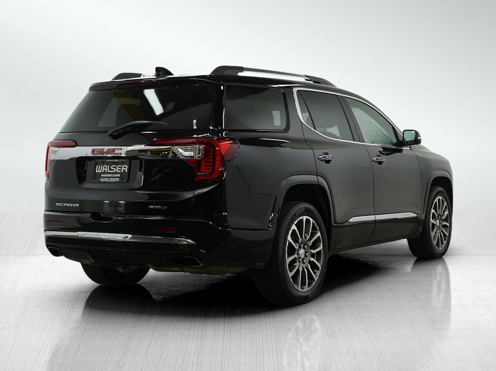 Used 2022 GMC Acadia Denali w/ Denali Ultimate Package image 5