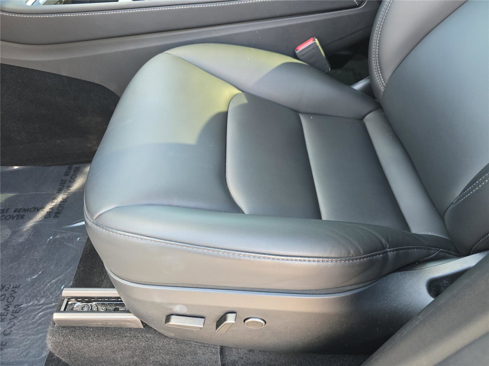 Used 2024 Tesla Model Y Long Range image 15