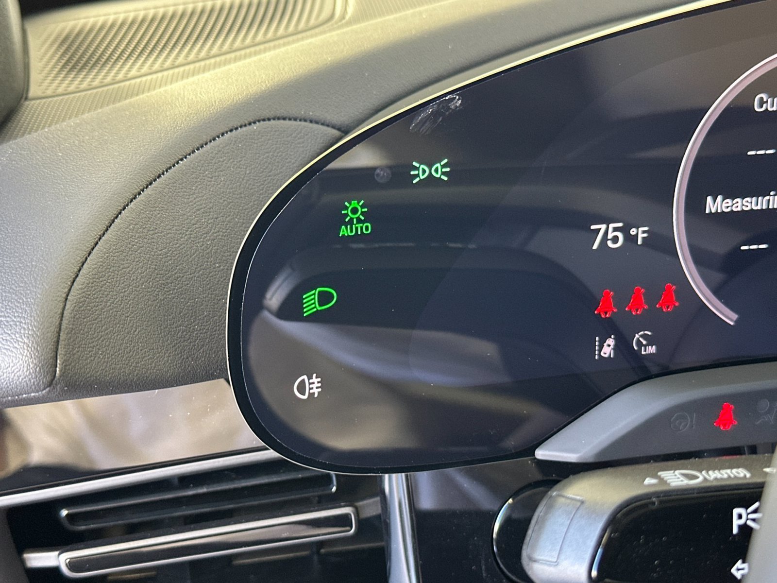 New 2026 Porsche Taycan AWD/4WD image 31