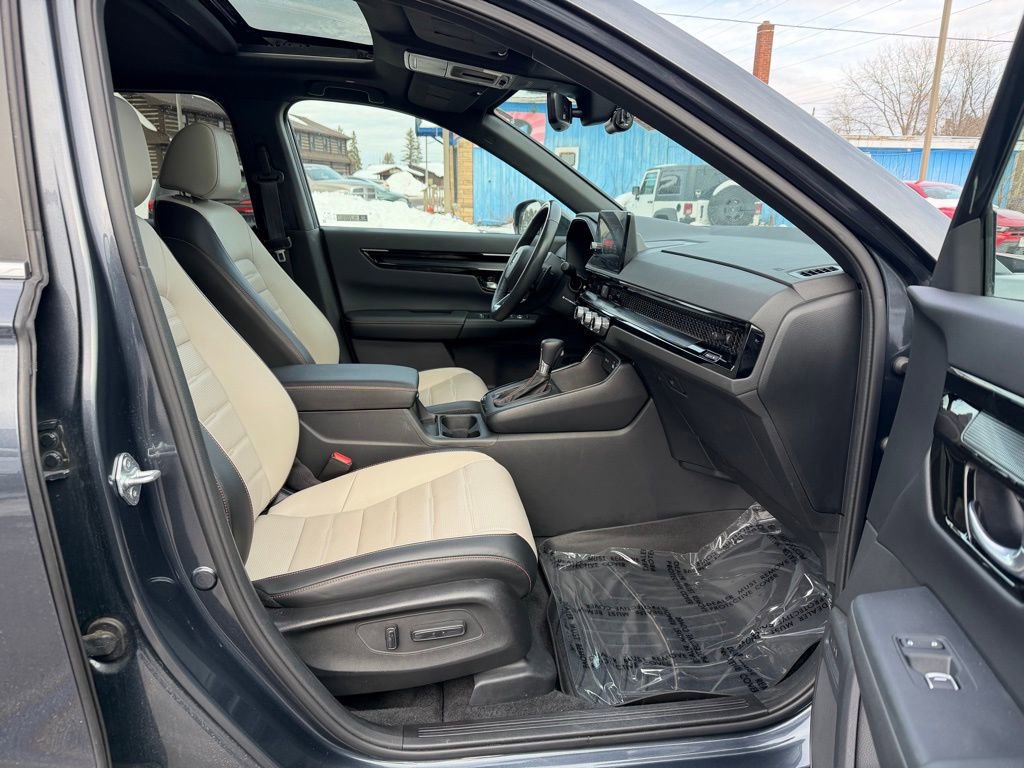Used 2024 Honda CR-V Sport Touring image 22