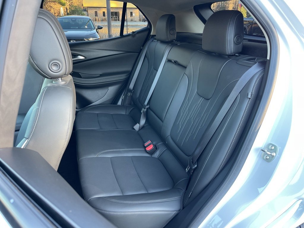 Used 2024 Buick Encore GX Avenir w/ Avenir Technology Package image 24