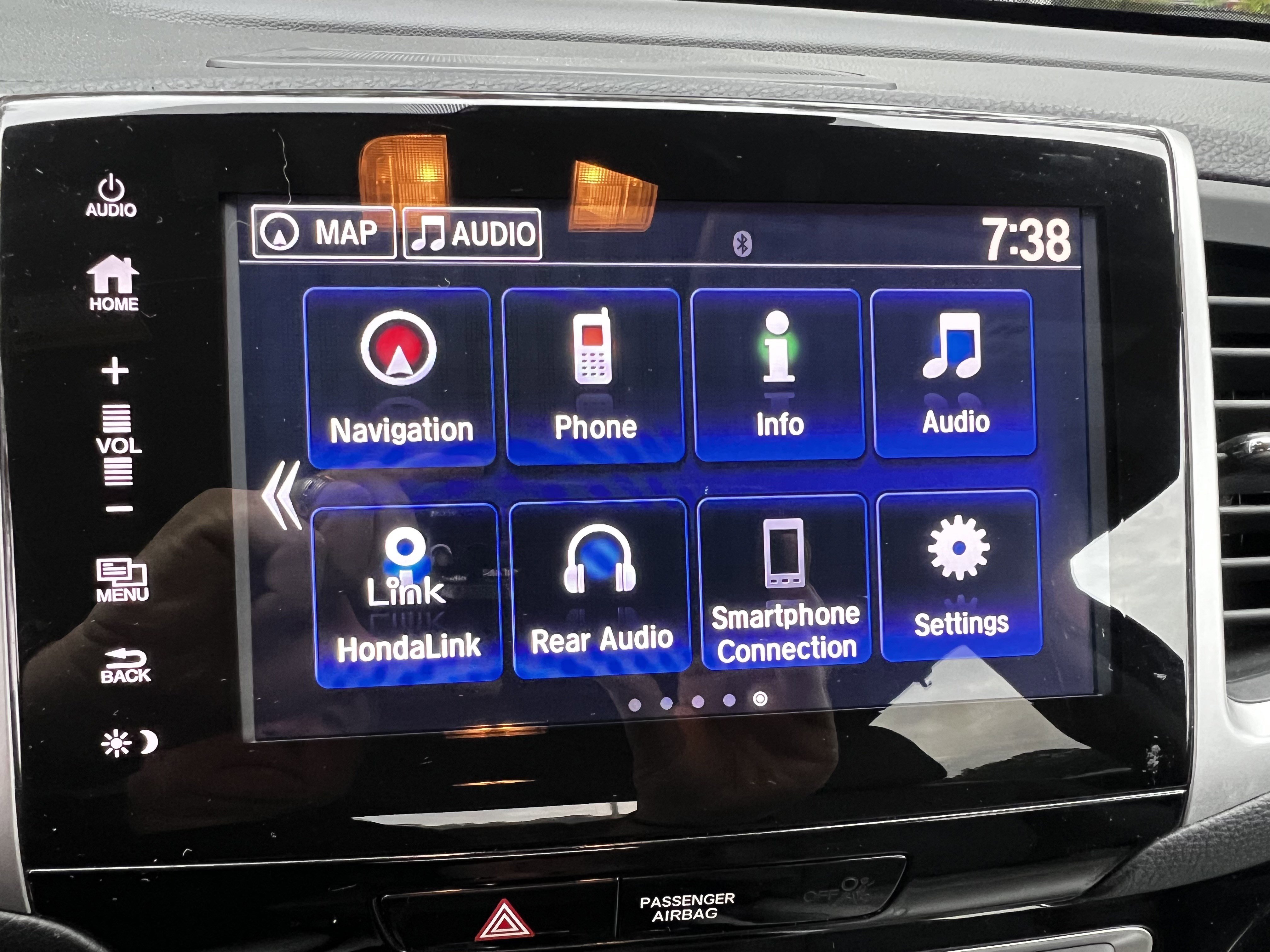 Used 2017 Honda Pilot Touring image 23