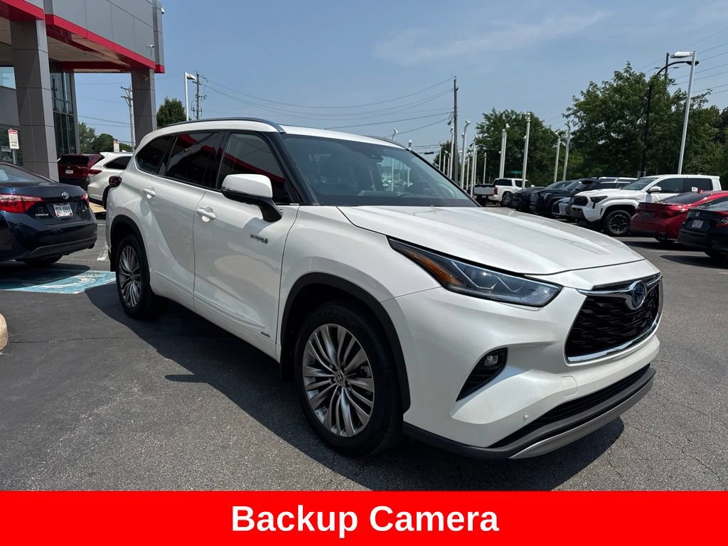 Certified 2020 Toyota Highlander Platinum AWD/4WD image 9