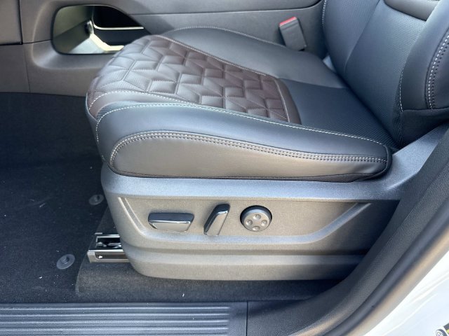 New 2027 Nissan Armada Platinum Reserve AWD/4WD image 19