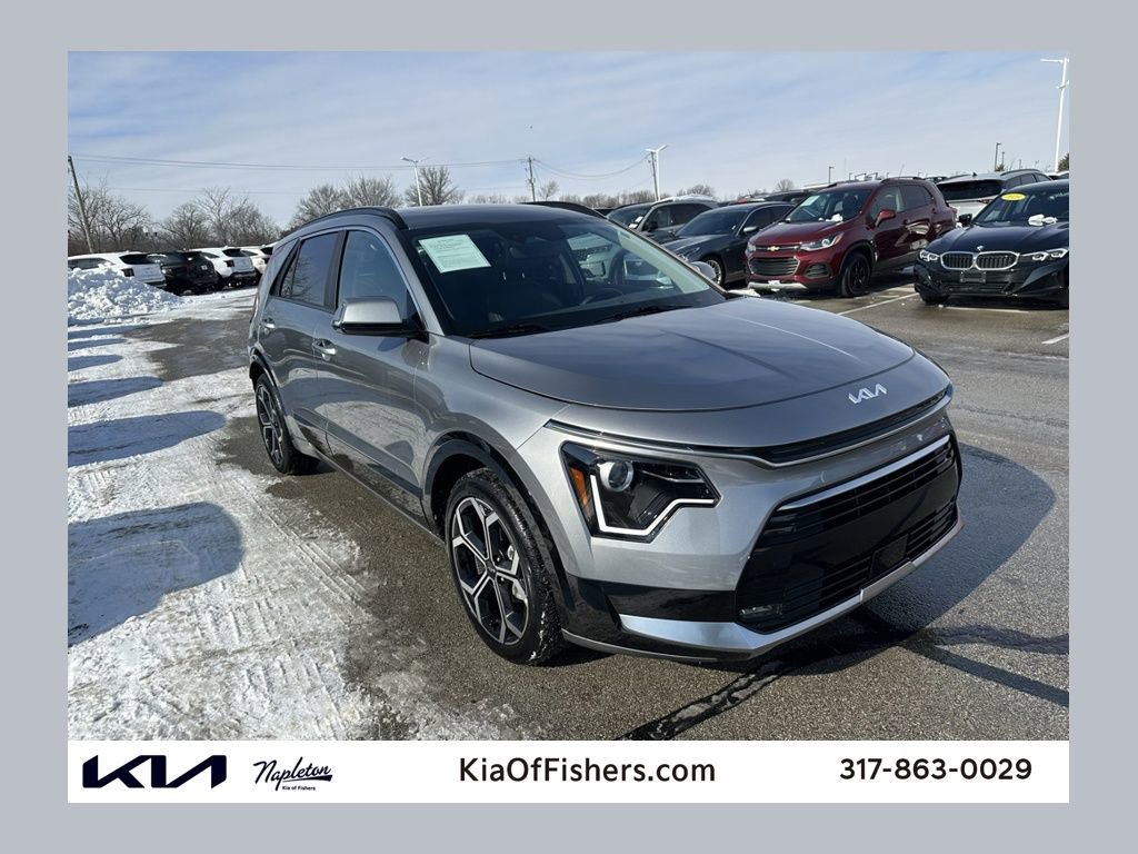 Certified 2025 Kia Niro EX Touring