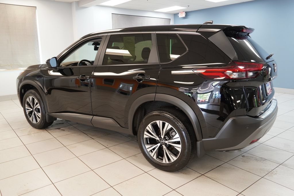Used 2023 Nissan Rogue SV AWD/4WD image 7