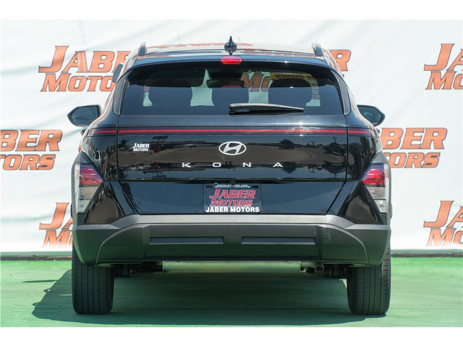 Used 2025 Hyundai Kona SEL FWD image 23