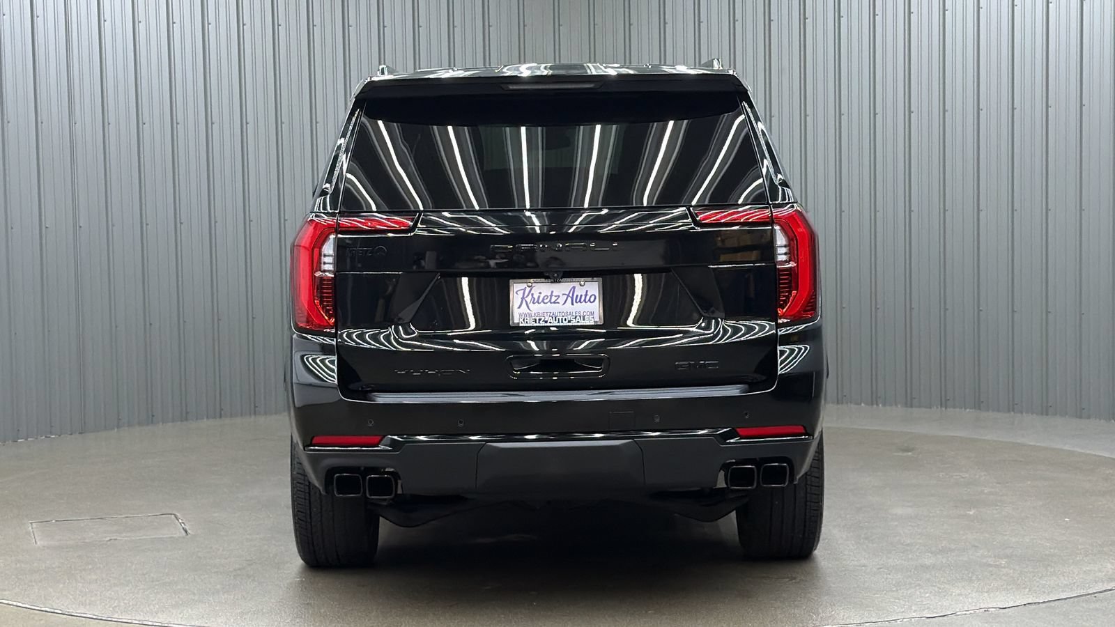 Used 2026 GMC Yukon XL Denali w/ Sun & Power Step Package AWD/4WD image 4