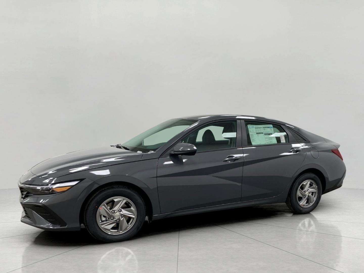 New 2026 Hyundai Elantra SE image 7
