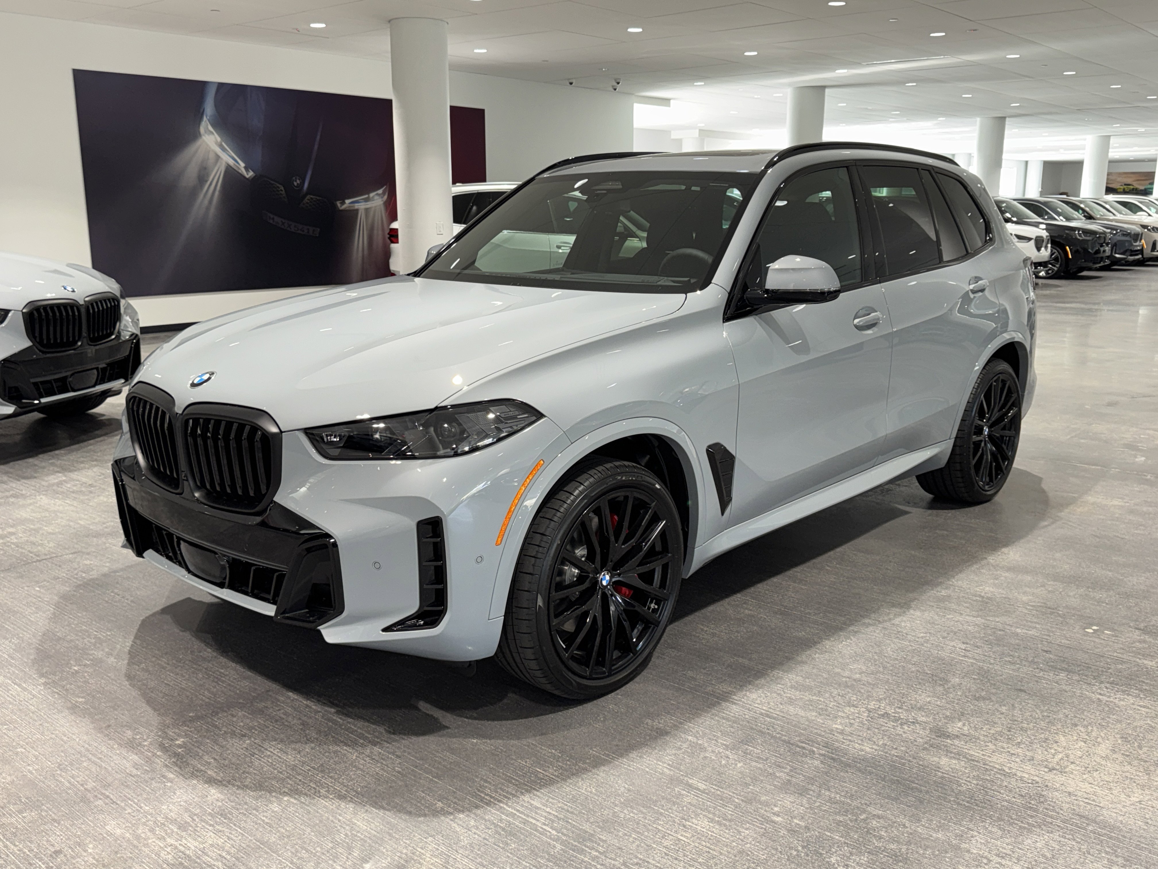 New 2026 BMW X5 sDrive40i w/ M Sport Package image 3