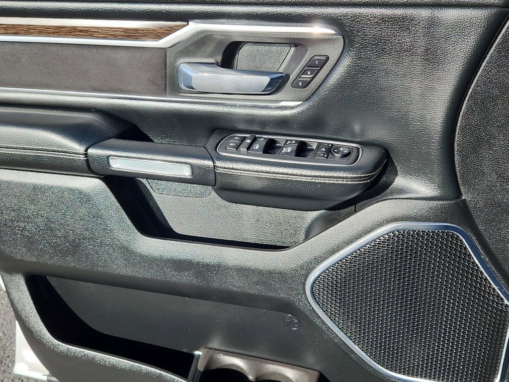 Used 2019 RAM 1500 Laramie image 7