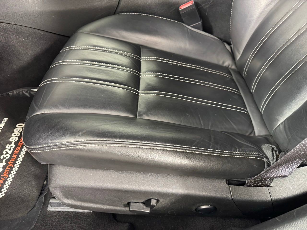 Used 2023 Chrysler 300 S RWD image 11