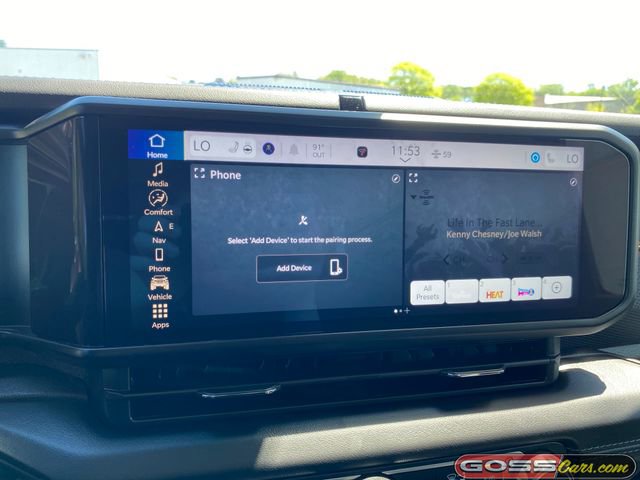 Used 2025 Jeep Gladiator Mojave w/ Convenience Group AWD/4WD image 11