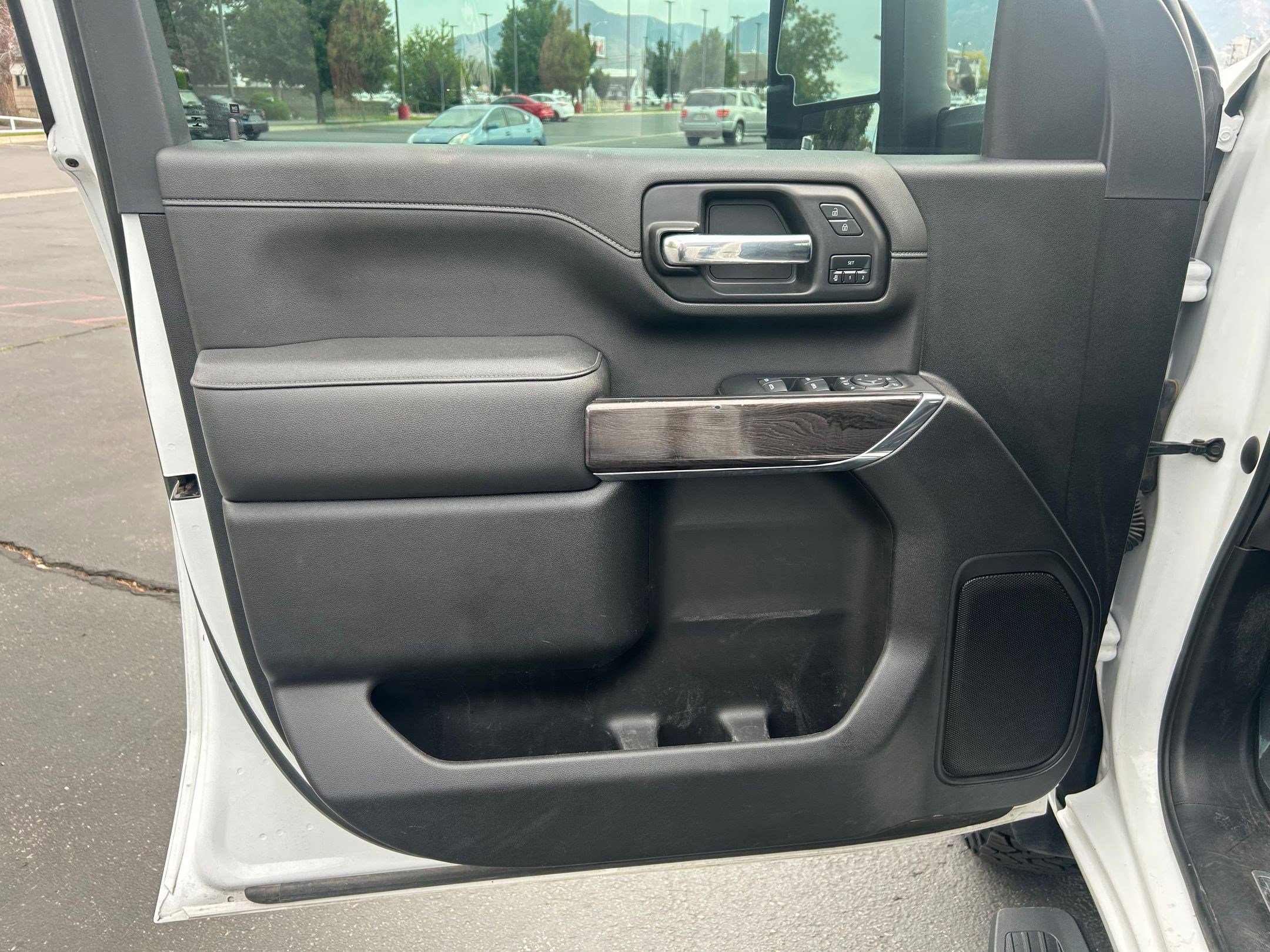 Used 2023 Chevrolet Silverado 2500 LTZ w/ Safety Package image 9