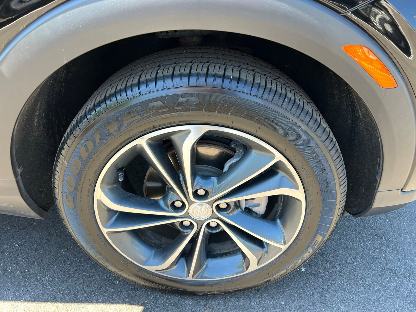 Used 2023 Buick Encore GX Select image 11