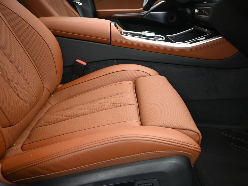 New 2026 BMW X5 M60i image 26