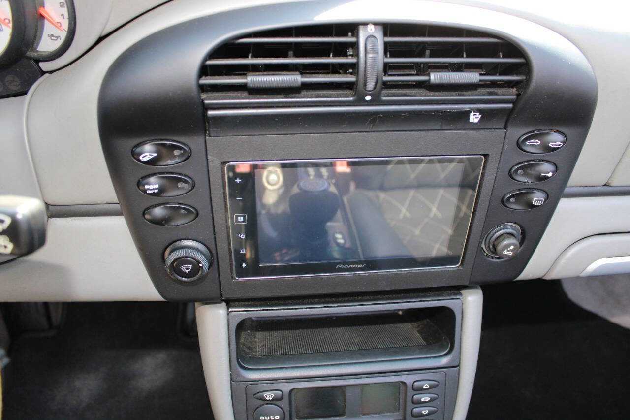 Used 2003 Porsche 911 Carrera 4 image 24