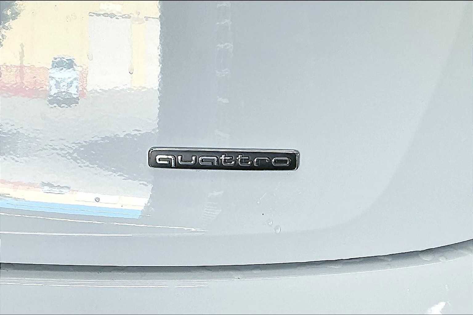 Used 2025 Audi Q5 2.0T Premium image 11