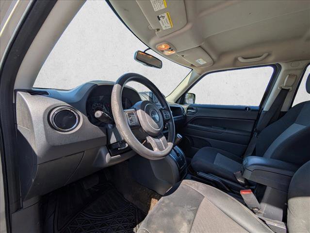 Used 2016 Jeep Patriot Sport w/ Power Value Group image 14