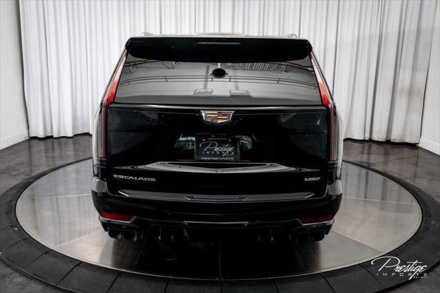 Used 2023 Cadillac Escalade V AWD/4WD image 13