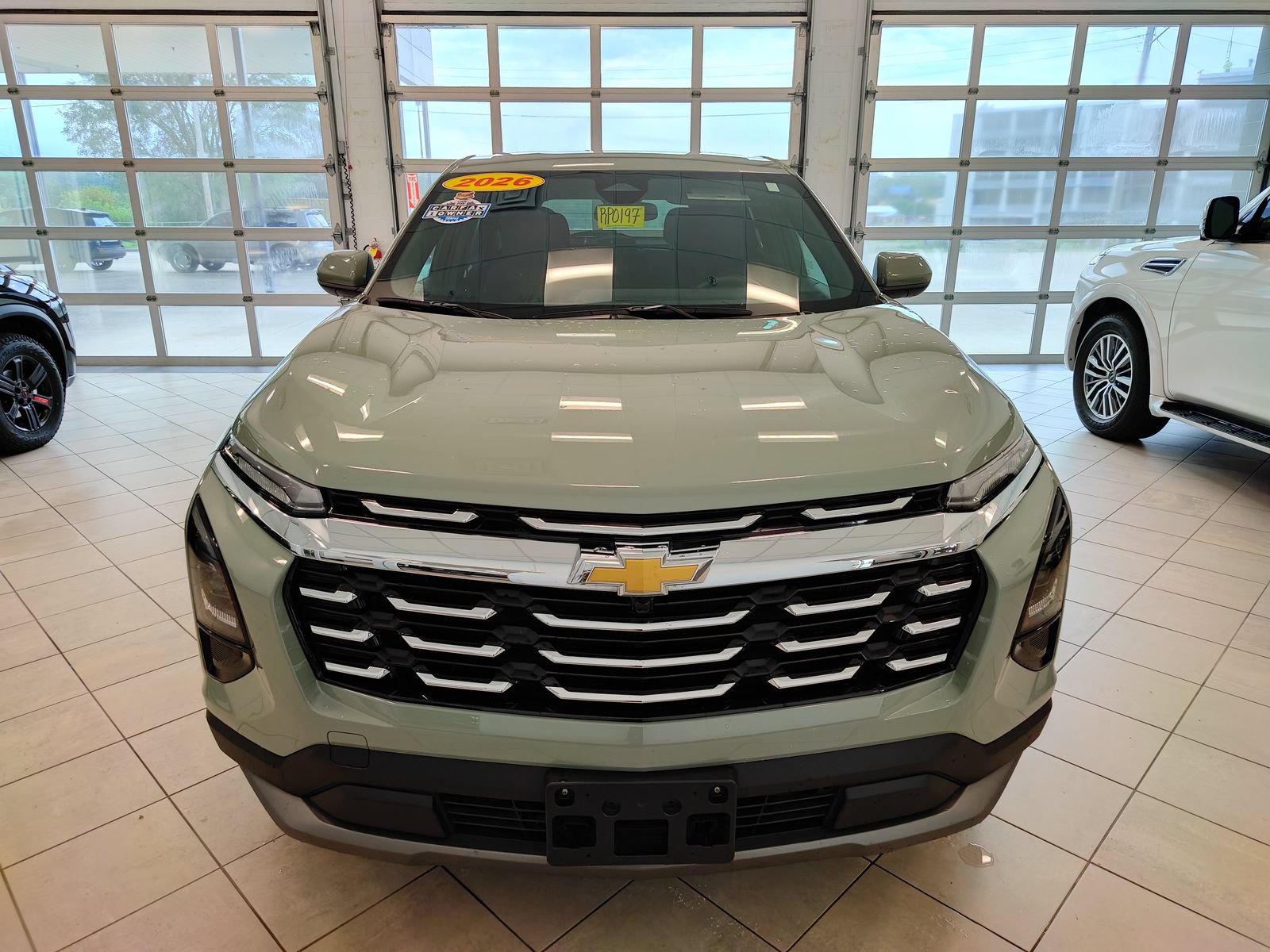 Used 2026 Chevrolet Equinox LT FWD image 8