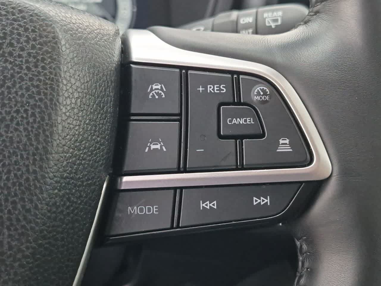 Used 2024 Toyota Grand Highlander AWD image 19