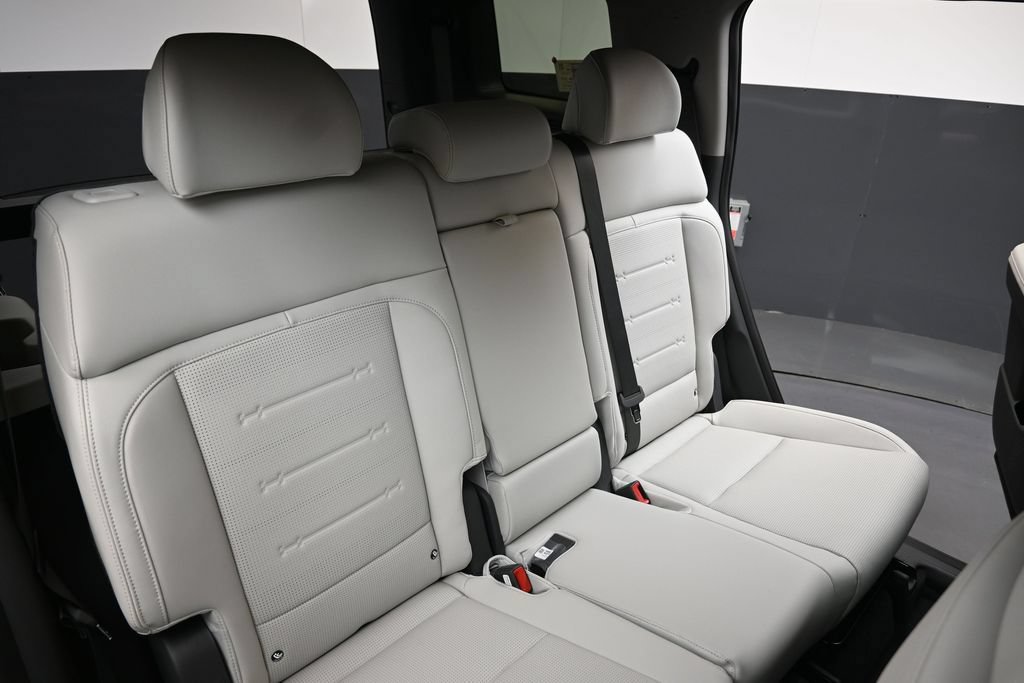 New 2026 Hyundai Santa Fe Limited AWD/4WD image 16