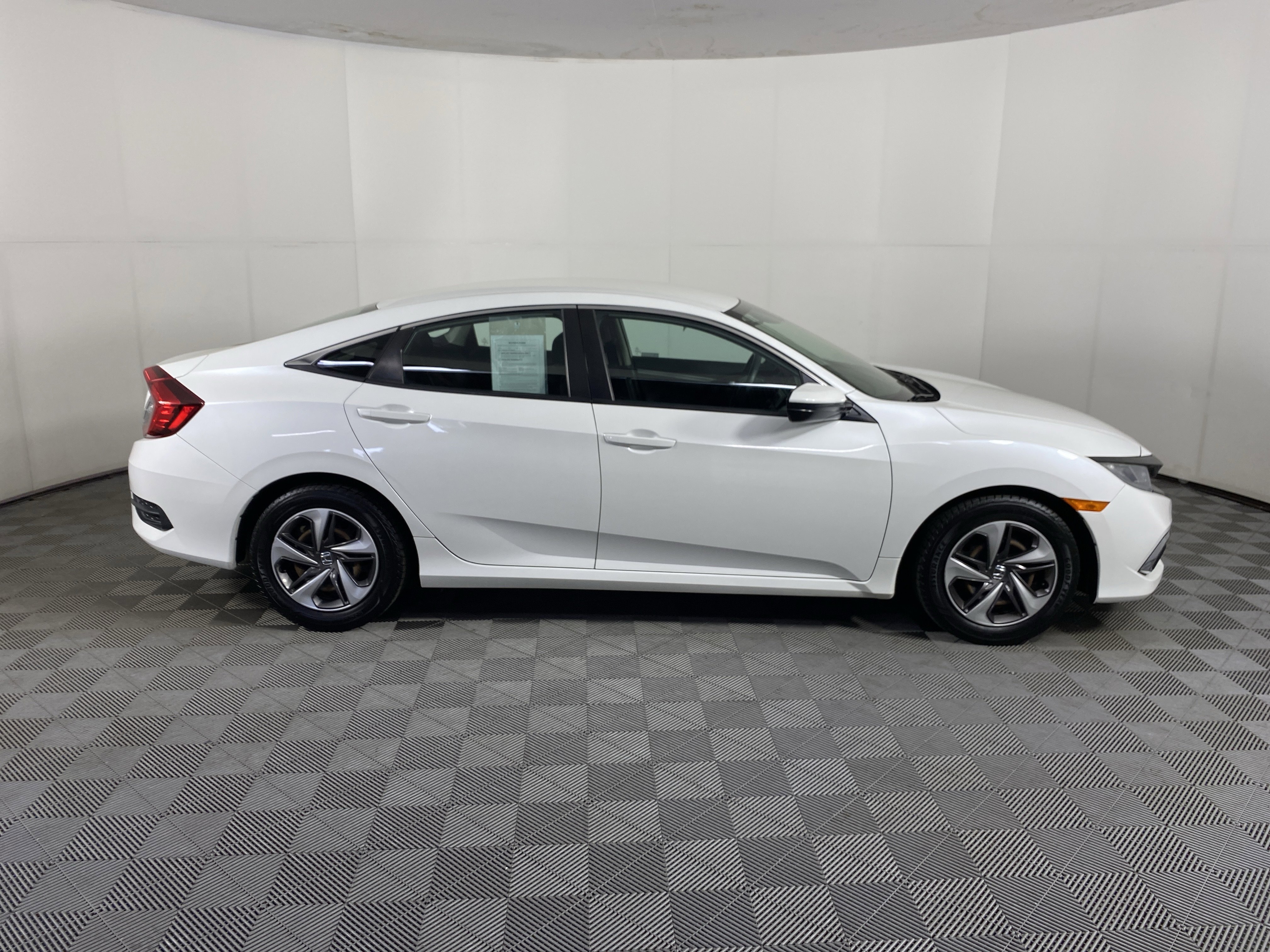 Used 2019 Honda Civic LX image 5