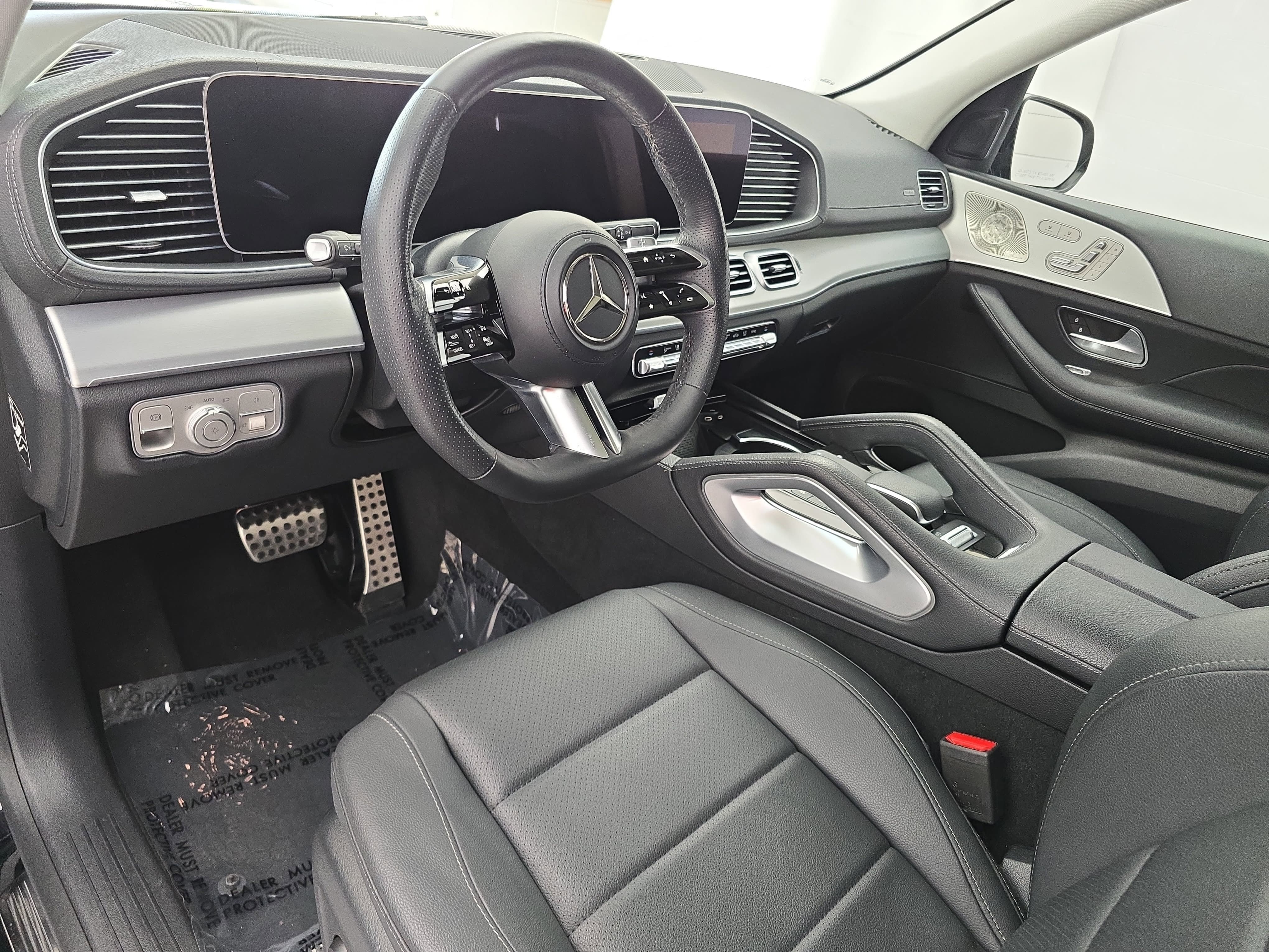 Used 2024 Mercedes-Benz GLS 450 4MATIC w/ AMG Line Exterior image 17